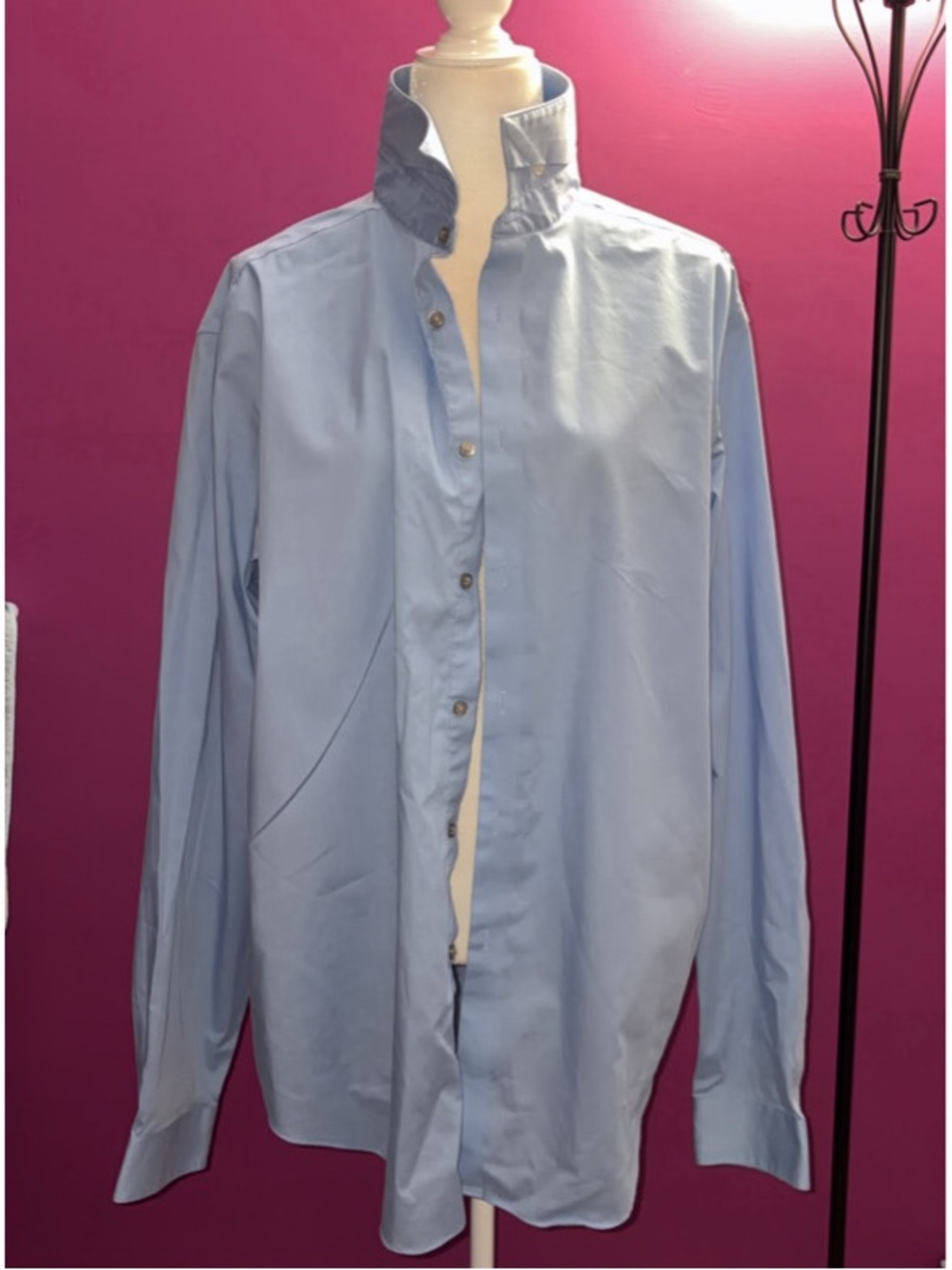 MEN’S Calvin Klein Classic Light Blue Button Down Dress Shirt - Picture 3 of 4